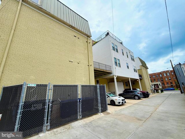 1300 TAYLOR ST NW #4, Washington, DC 20011