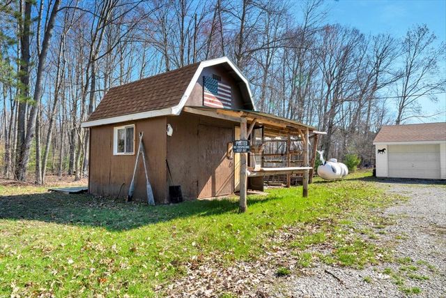2564 National City Road, Hale, MI 48739