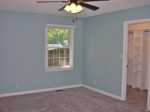 4302 Norwich Place, Evansville, IN 47725