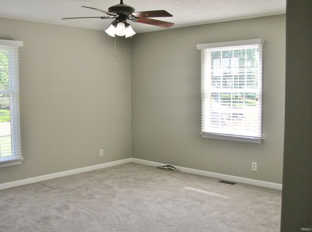 4302 Norwich Place, Evansville, IN 47725
