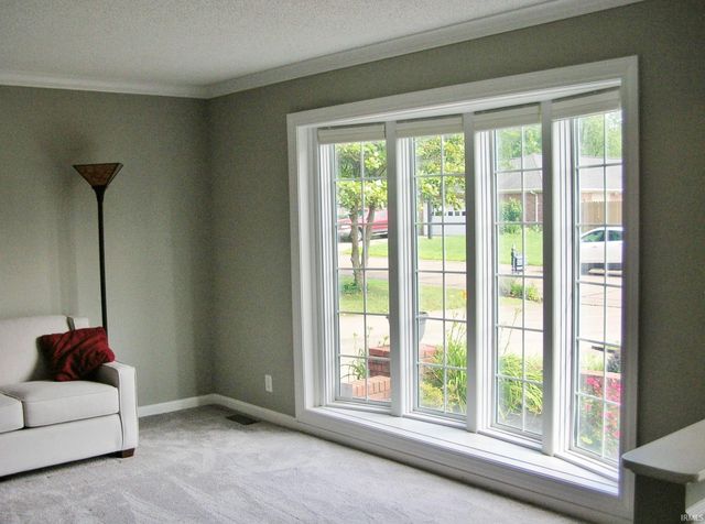 4302 Norwich Place, Evansville, IN 47725