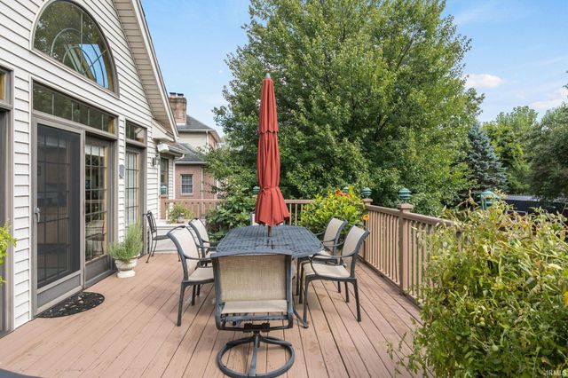 59390 High Pointe Drive, South Bend, IN 46614