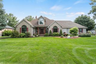 59390 High Pointe Drive, South Bend, IN 46614