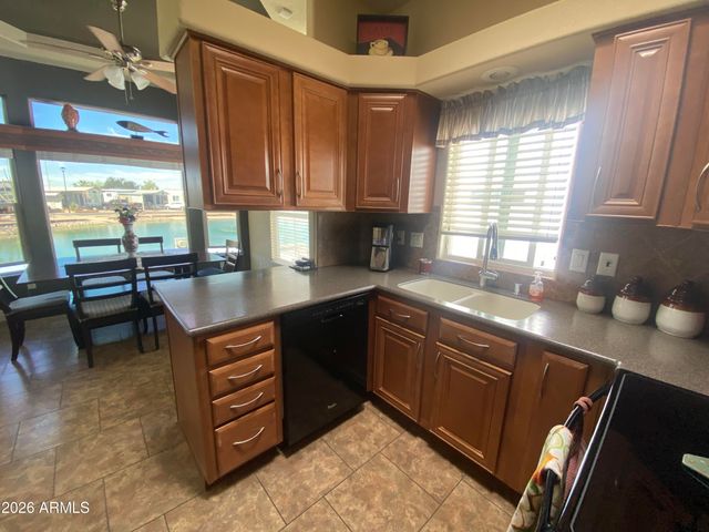 2237 W SAN JUAN Circle, Apache Junction, AZ 85119