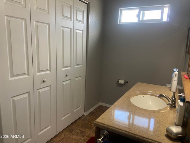 2237 W SAN JUAN Circle, Apache Junction, AZ 85119