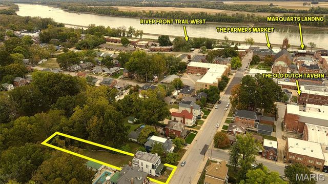 405 Cedar Street, Washington, MO 63090