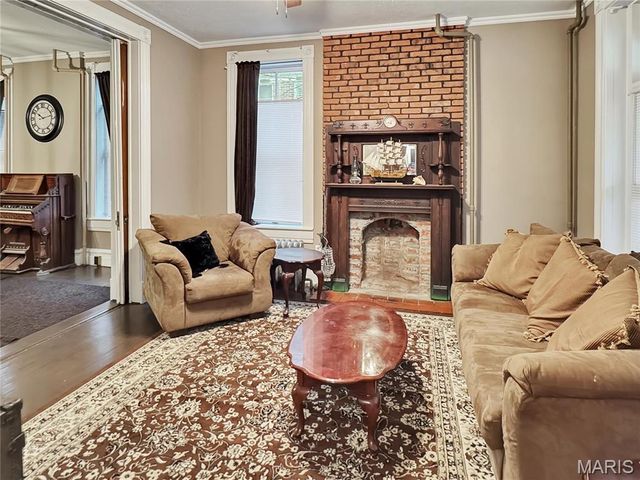 405 Cedar Street, Washington, MO 63090