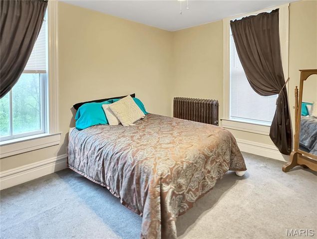 405 Cedar Street, Washington, MO 63090