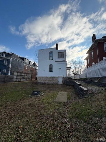 405 Cedar Street, Washington, MO 63090