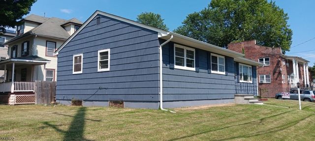 601 Clinton Avenue, Plainfield City, NJ 07063