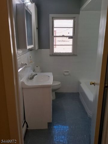 601 Clinton Avenue, Plainfield City, NJ 07063