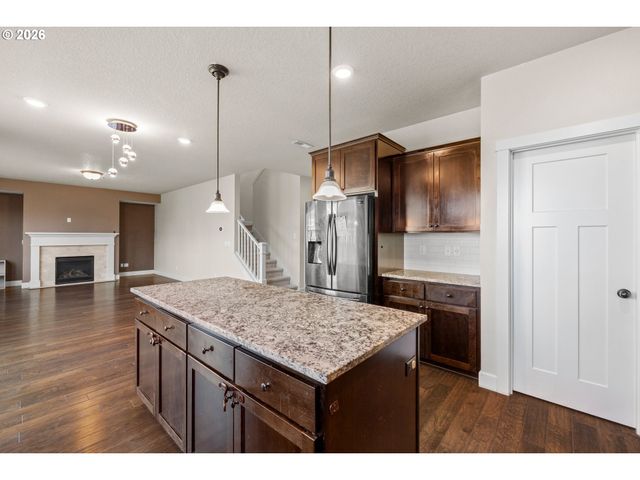 7934 Sw PATIENCE Dr, Hillsboro, OR 97123