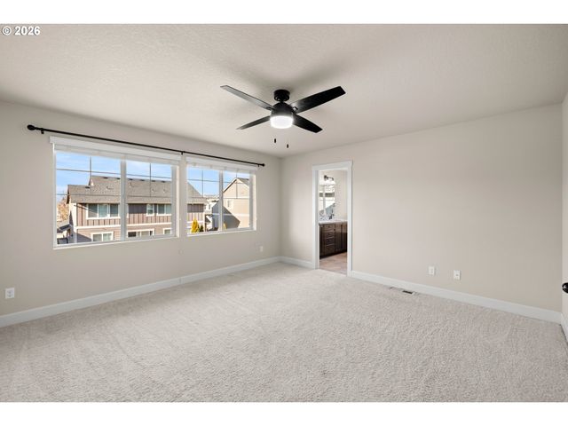 7934 Sw PATIENCE Dr, Hillsboro, OR 97123