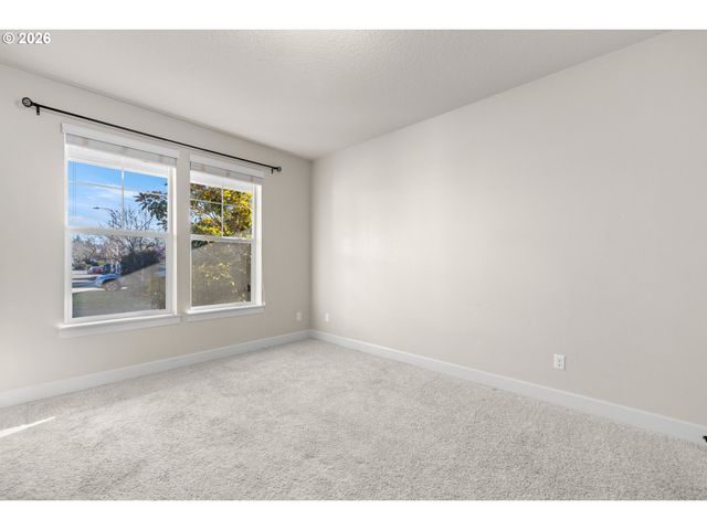 7934 Sw PATIENCE Dr, Hillsboro, OR 97123