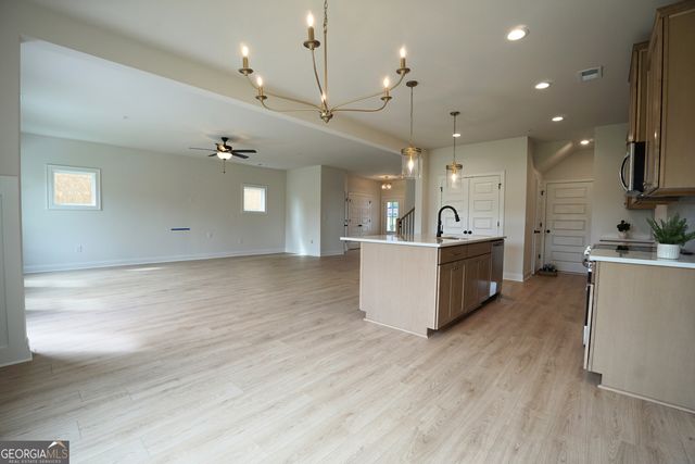 35 Aviation Rd SE, Marietta, GA 30060