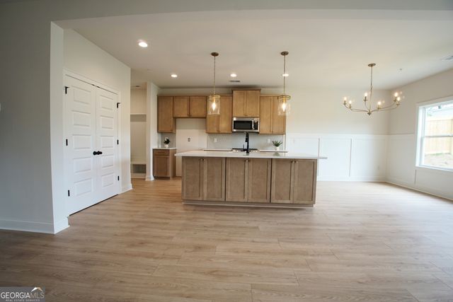 35 Aviation Rd SE, Marietta, GA 30060