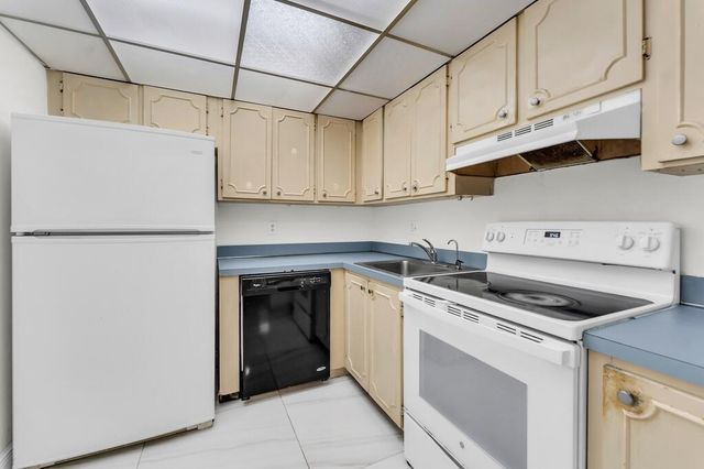 460 NW 20th Street 2100, Boca Raton, FL 33431
