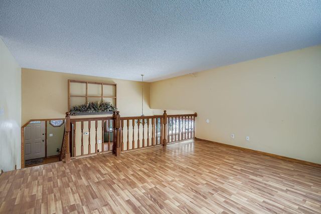 4460 222nd Avenue NW, Oak Grove, MN 55303