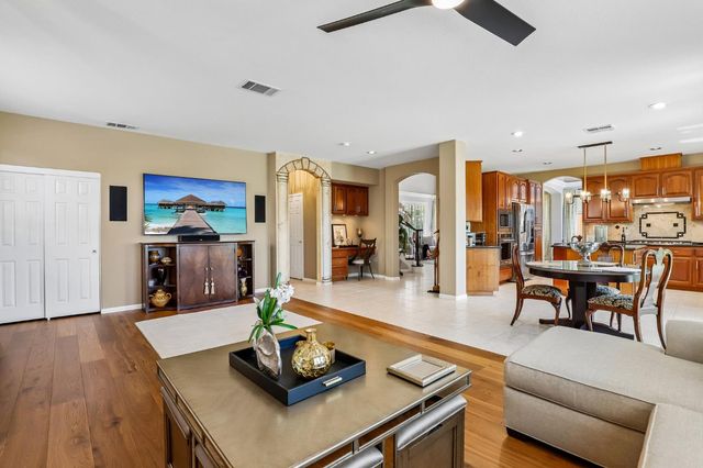 5121 Wedgewood Way, Rocklin, CA 95765