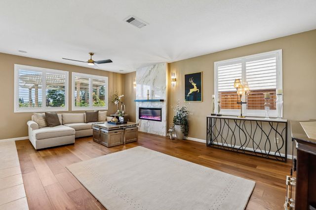 5121 Wedgewood Way, Rocklin, CA 95765