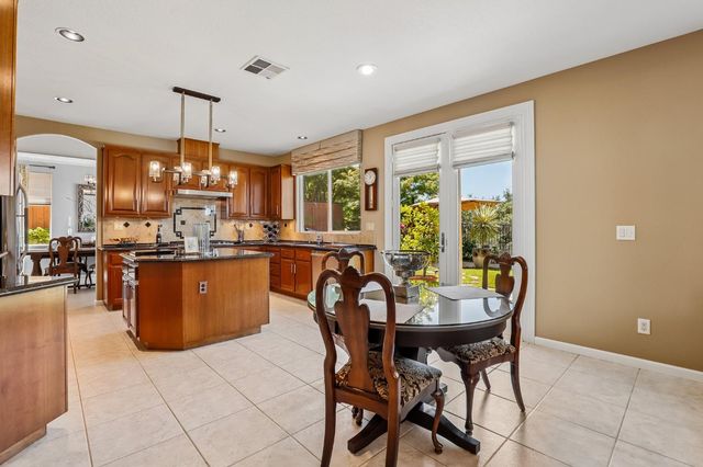 5121 Wedgewood Way, Rocklin, CA 95765