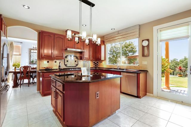5121 Wedgewood Way, Rocklin, CA 95765
