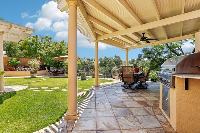 5121 Wedgewood Way, Rocklin, CA 95765
