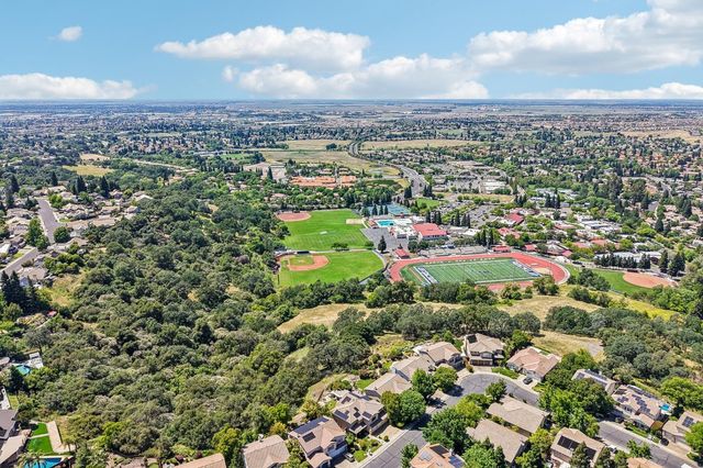 5121 Wedgewood Way, Rocklin, CA 95765