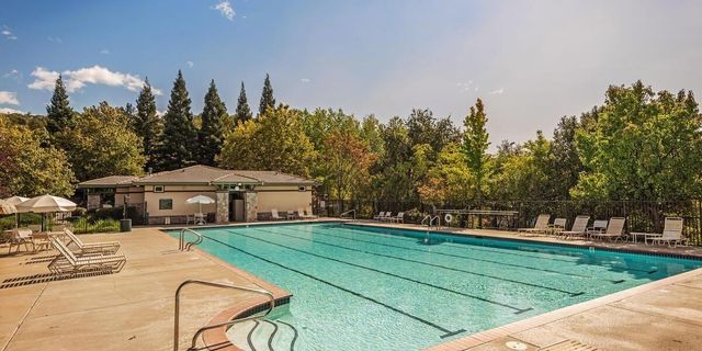 5121 Wedgewood Way, Rocklin, CA 95765