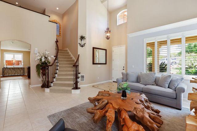 5121 Wedgewood Way, Rocklin, CA 95765