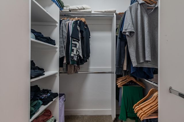 531 W La Strada Circle, Medford, OR 97504