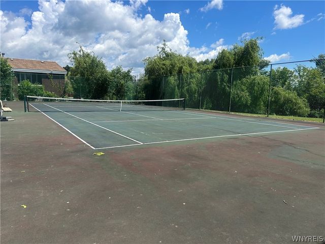 55 Greenwich Drive 4, Amherst, NY 14228