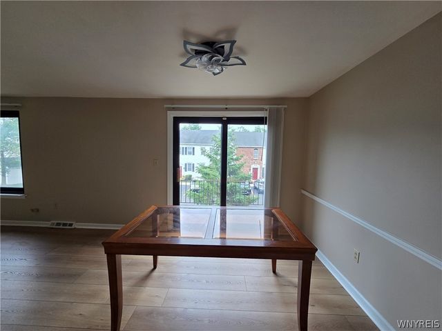 55 Greenwich Drive 4, Amherst, NY 14228