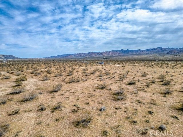 147 Little Road, Joshua Tree, CA 92252