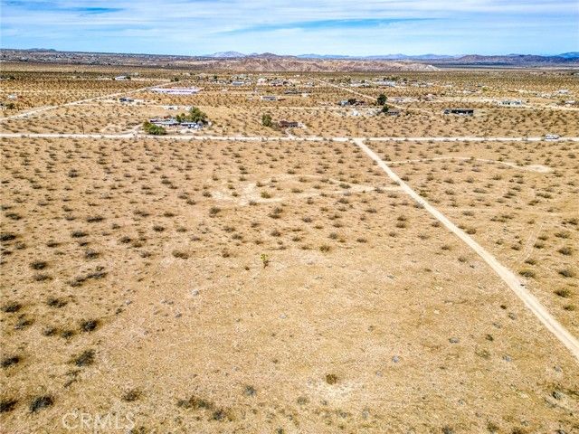 147 Little Road, Joshua Tree, CA 92252
