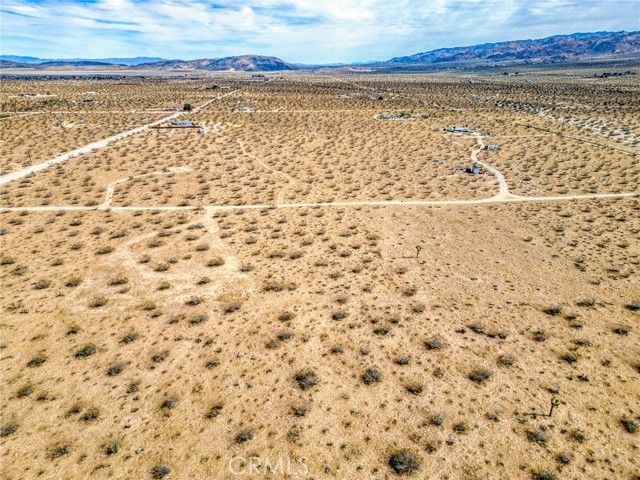 147 Little Road, Joshua Tree, CA 92252