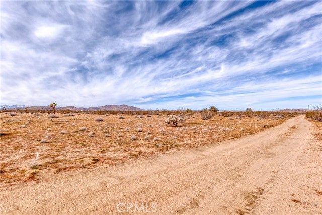 147 Little Road, Joshua Tree, CA 92252