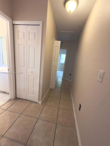 646 SW 7th Terrace, Florida City, FL 33034