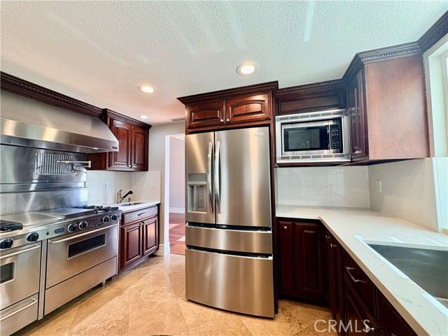 2207 S Autumn Lane, Walnut, CA 91789