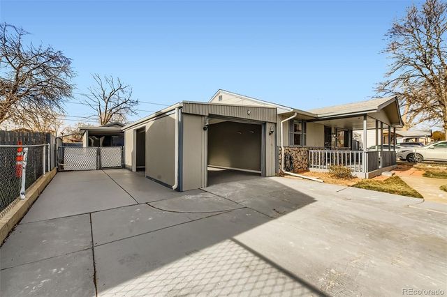 1431 S Meade Street, Denver, CO 80219