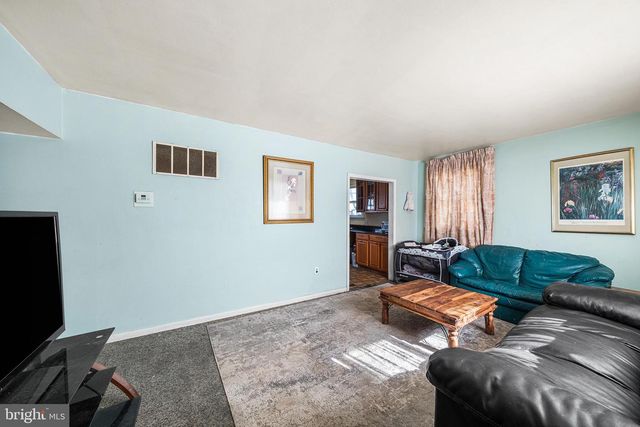 1103 NANCY DR, Croydon, PA 19021