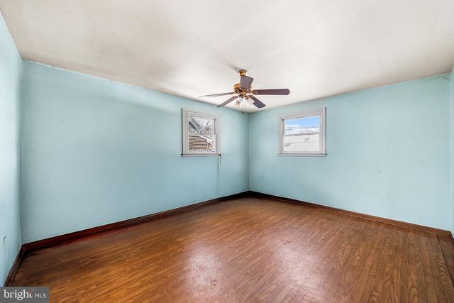 1103 NANCY DR, Croydon, PA 19021