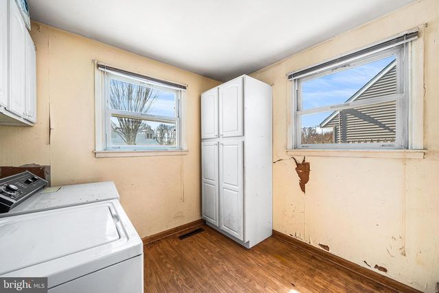 1103 NANCY DR, Croydon, PA 19021