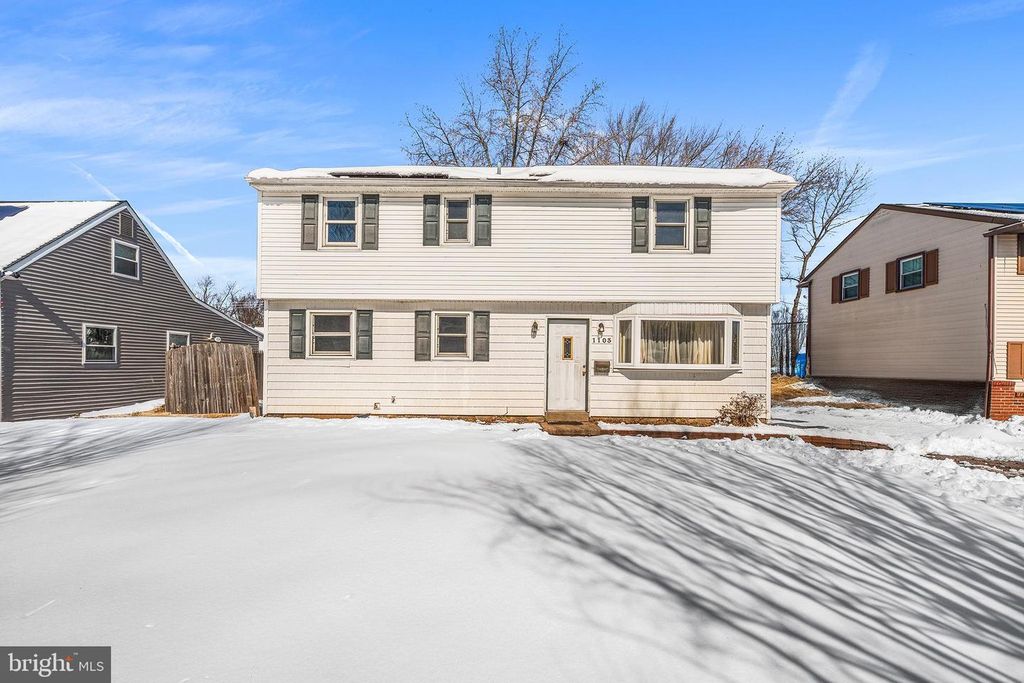 1103 NANCY DR, Croydon, PA 19021