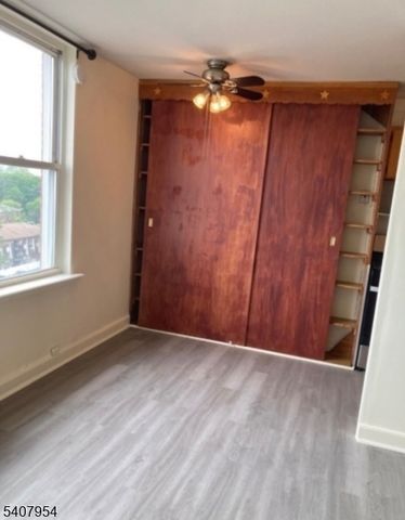 704 N Broad St. 8D D, Elizabeth City, NJ 07208