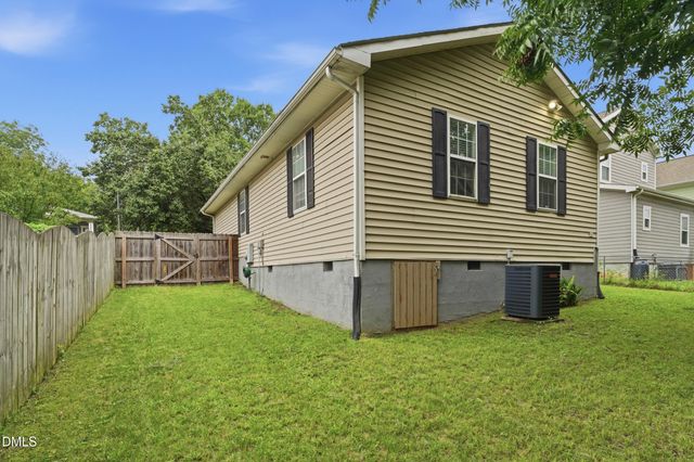 114 N Blacknall Street, Durham, NC 27703