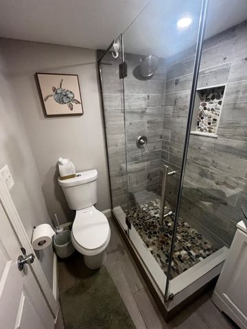 277 Pleasant St, Marblehead, MA 01945
