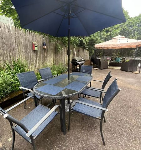 277 Pleasant St, Marblehead, MA 01945