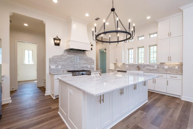 23 Falstone Drive, Little Rock, AR 72223