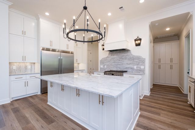 23 Falstone Drive, Little Rock, AR 72223